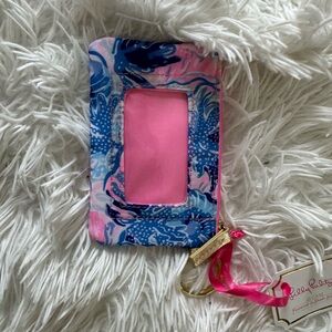 NWT Lilly Pulitzer ID case